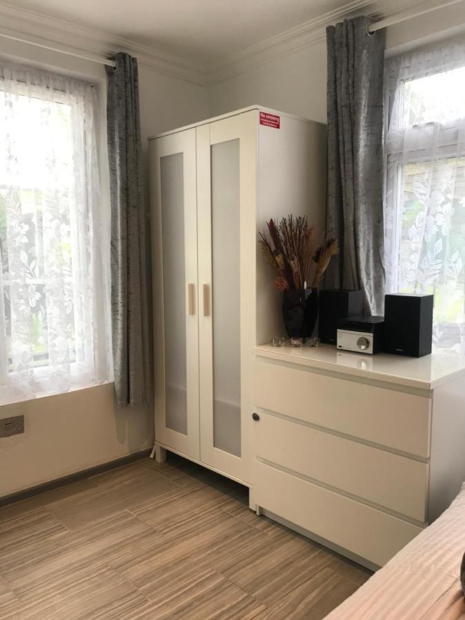 Studio Apartment Rainham  Exterior photo